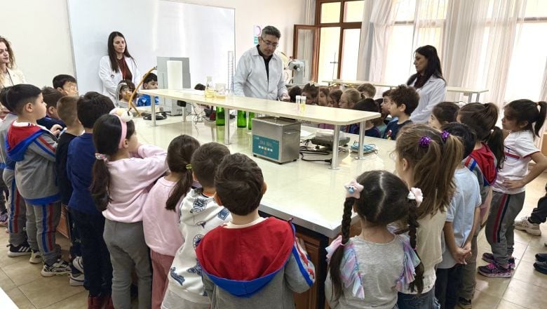 Balıkesir'de Minik Zihinler Bilimle Buluştu