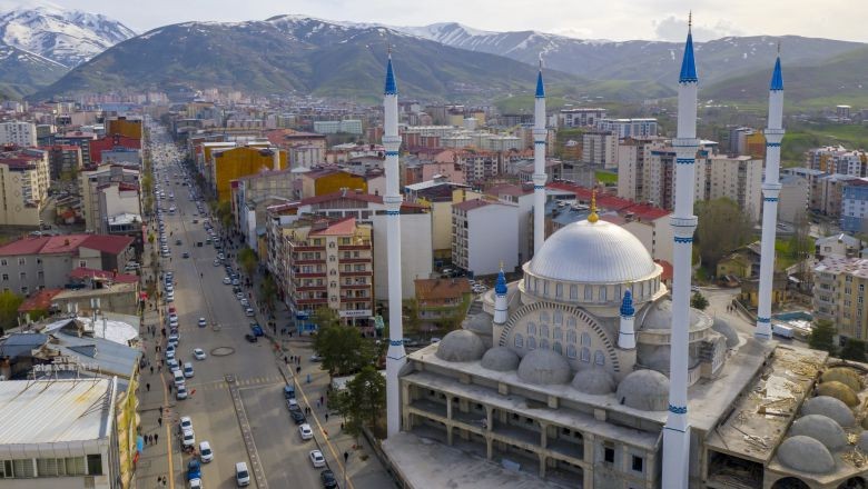 Muş İlinin Kaç İlçesi Var ve En Büyük İlçeleri Hangileri?