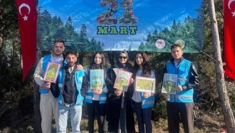 Balıkesir'de Yurt Öğrencileri Fidan Dikimi İçin Buluştu