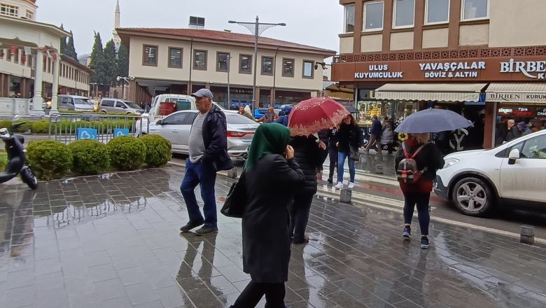 Balıkesir’de Yeni Hafta Yağmurla Başladı