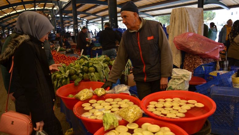 Balıkesir Tezgahlarının Gözdesi Enginar Oldu