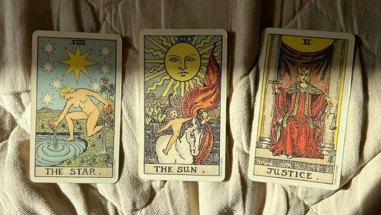 26 Mart 2025 Tarot Açılımı: Değişim Kapıda!