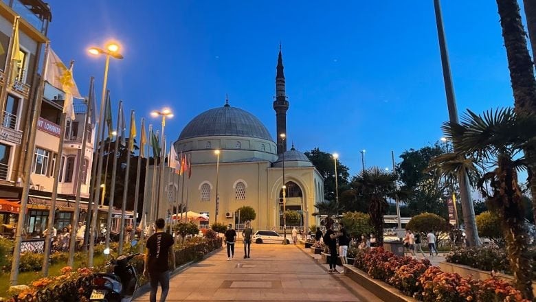 Bandırma'da 150 Yıllık Camii
