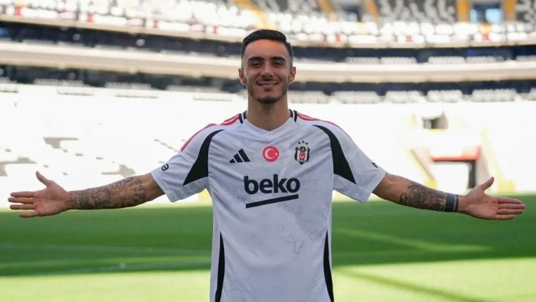 Aşk İddiası Sosyal Medyada Gündem Oldu!
