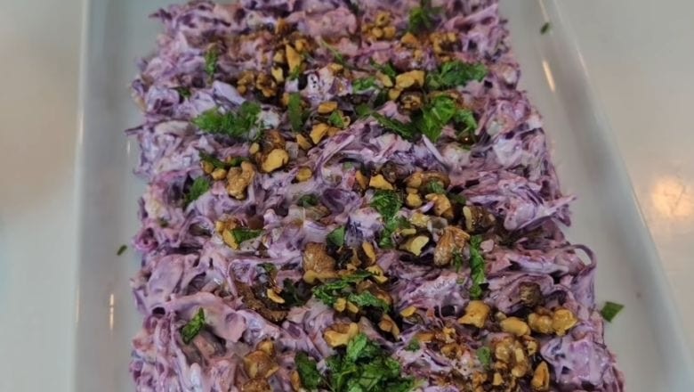 İftar Sofrasına Özel Mor Lahana Salatası