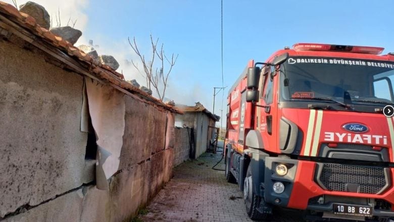 Balıkesir'de Kalorifer Dairesinde Yangın Çıktı