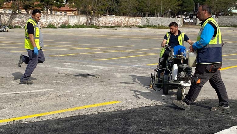 Ayvalık’ta Otopark Kapasitesi Artıyor, Yeni Alanlar Açılıyor