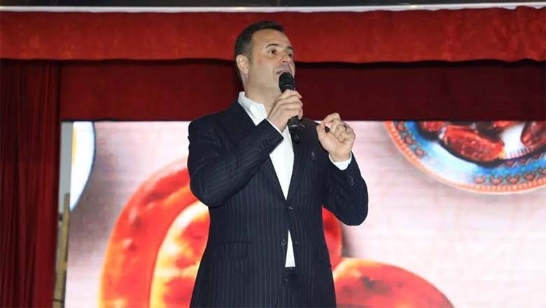 Balıkesir Büyükşehir Belediyesi'nden Edremit'te İftar Yemeği Balıkesir Büyükşehir Belediyesi'nden Edremit'te İftar Yemeği