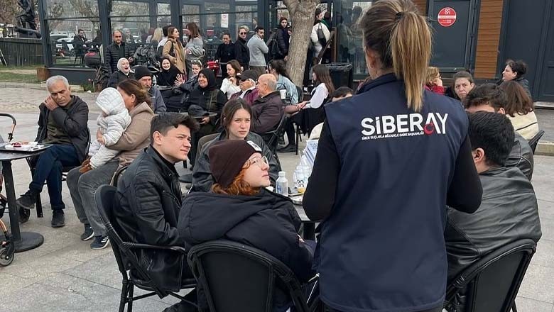 Balıkesir'de 2.150 Kişiye Siber Güvenlik Eğitimi Verildi Balıkesir'de 2.150 Kişiye Siber Güvenlik Eğitimi Verildi