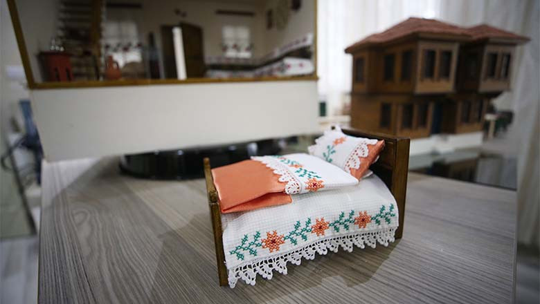 Balıkesirli Yasemin Kara, Diorama Sanatıyla Geçmişi Canlandırıyor! Balıkesirli Yasemin Kara, Diorama Sanatıyla Geçmişi Canlandırıyor!
