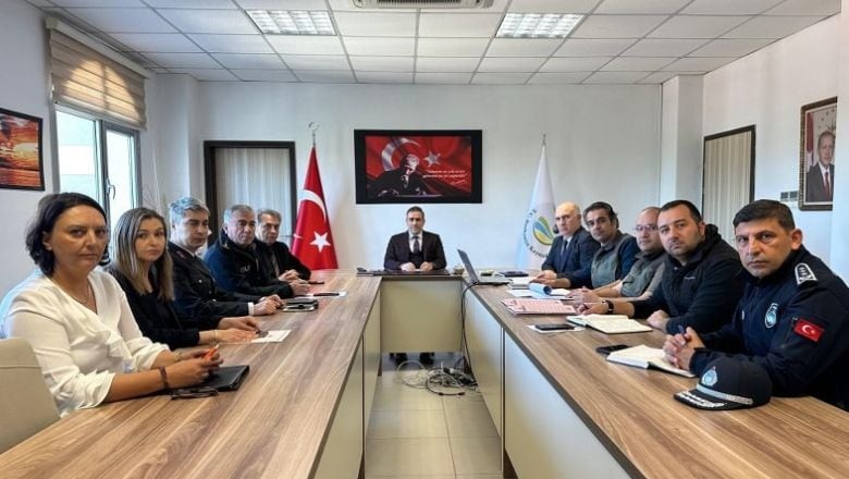 Burhaniye’de Sokak Hayvanları İçin Değerlendirme Toplantısı