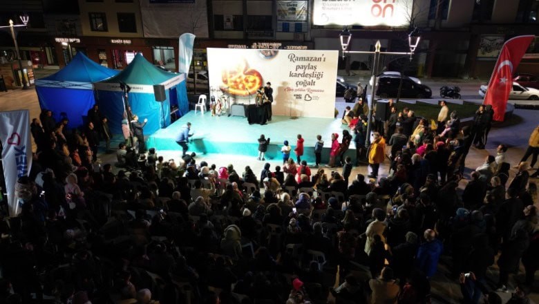 Başkan Akın’la Ramazan’ın neşesi paylaştıkça çoğalıyor