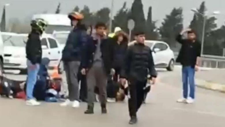 Balıkesir'de Otomobil ile Motosiklet Çarpıştı!