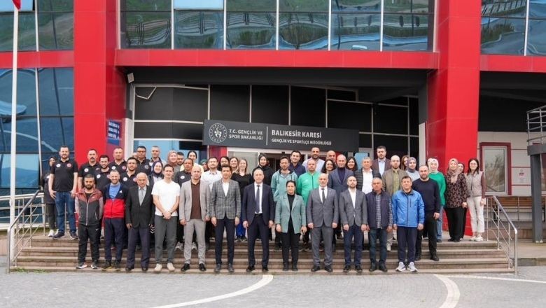 Gençlik ve Spor İl Müdürlüğü Personeli Bayramda Bir Araya Geldi