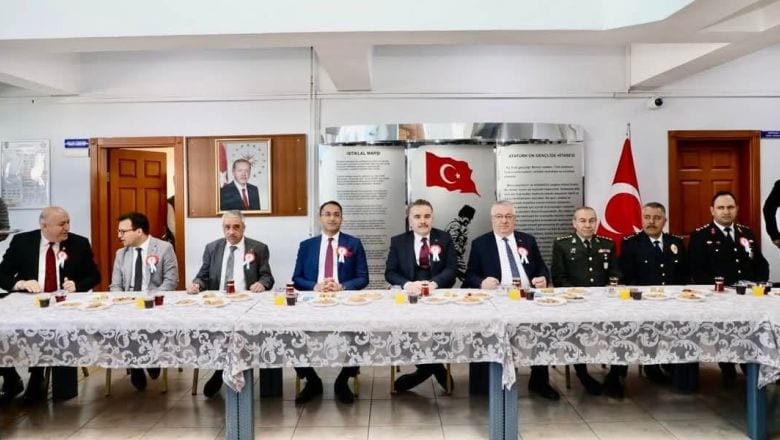 Edremit Emniyet Müdürlüğü'nde Kutlamalar Devam Etti