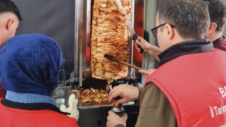 Gönen’de Döner İşletmeleri Denetlendi