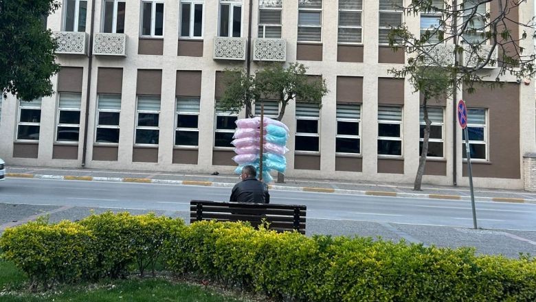 Pembe Mavi Aşkı Pamuk Helvaya Geçti