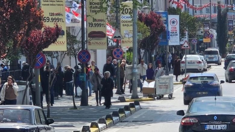 Balıkesir’in Birçok İlçesi Depremi Hissetti!