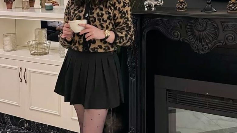 Balıkesir'de Pileli Etekler Moda!