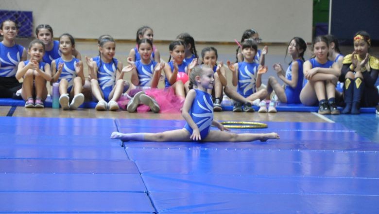 Burhaniye’de 2. Geleneksel Çocuk Şenliği Başladı