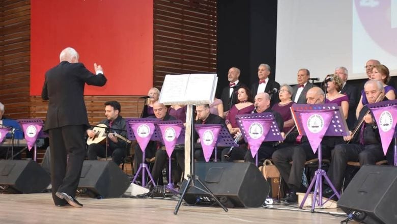 "Bitmeyen Nağmeler" Edremit'te Gönüllere Dokundu