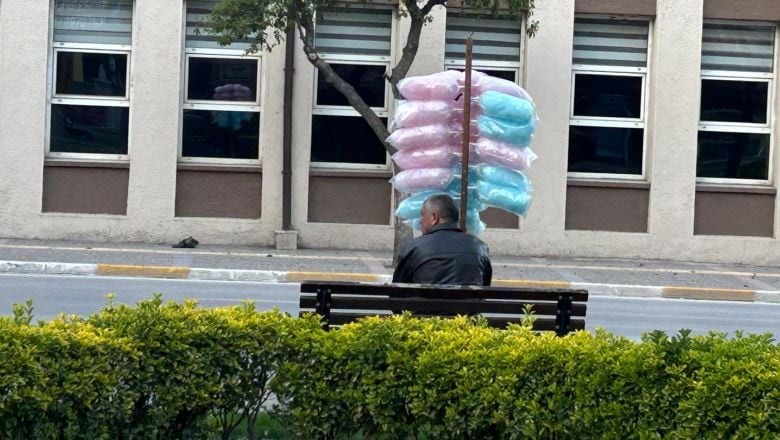 Pembe Mavi Aşkı Pamuk Helvaya Geçti