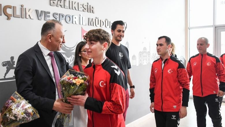 Balıkesirli Sporcular Avrupa’dan Madalyalarla Döndü