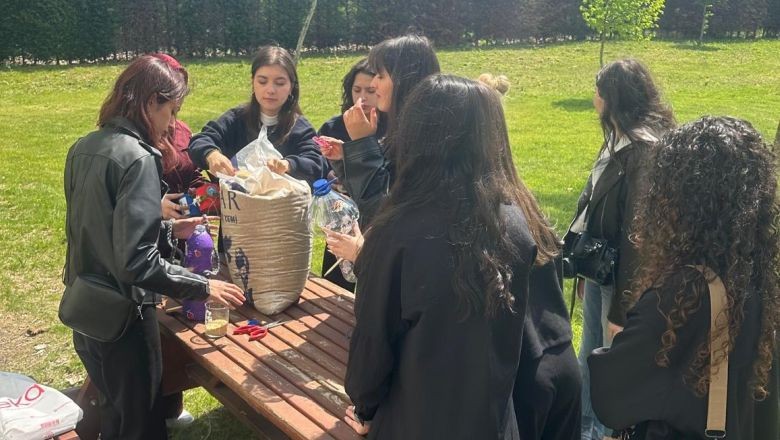 BAÜN Öğrencilerinden Kuşlara Yuva