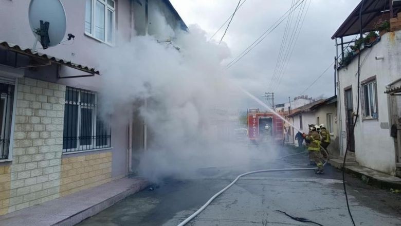 Burhaniye’de Yangın Paniği! Mahalle Sokağa Döküldü