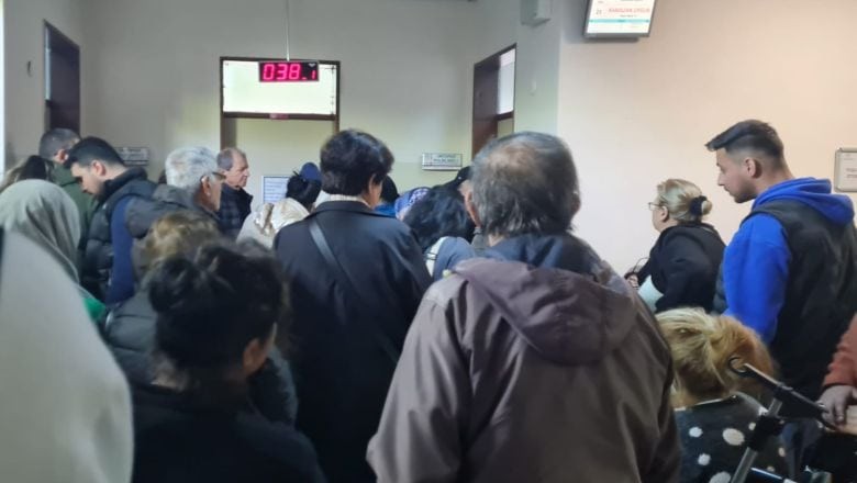 Edremit Devlet Hastanesi'nde Randevu Krizi