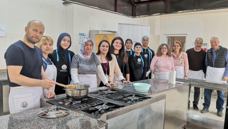 Öğretmenler Akademisi'nde Höşmerim Atölyesi İlgi Gördü
