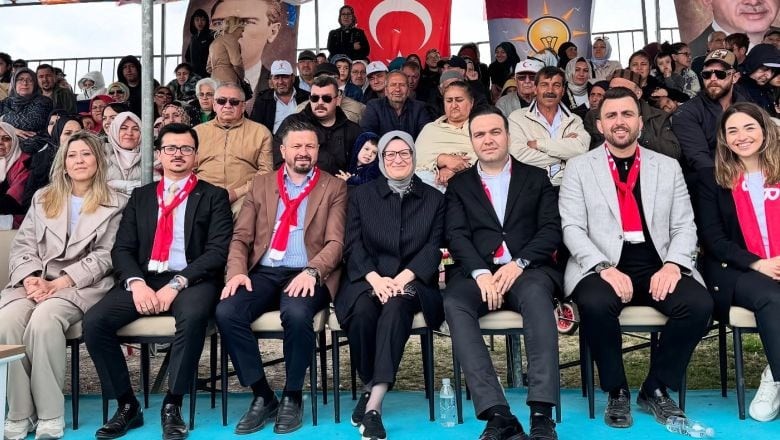 Vekil Uygur Hıdırellez Coşkusunu Halalca'da Yaşadı