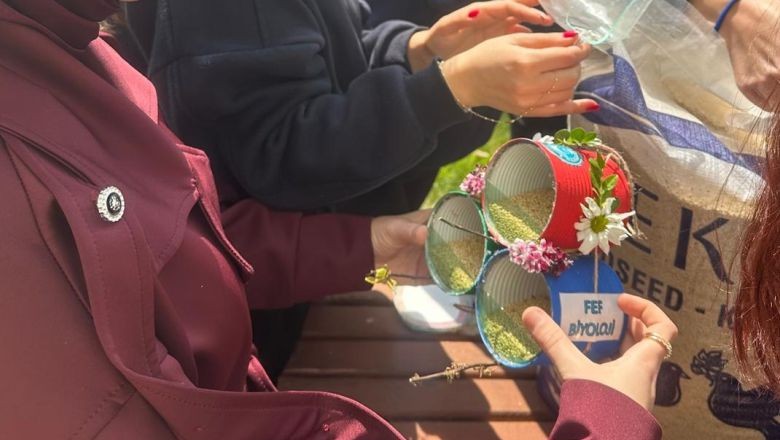 BAÜN Öğrencilerinden Kuşlara Yuva