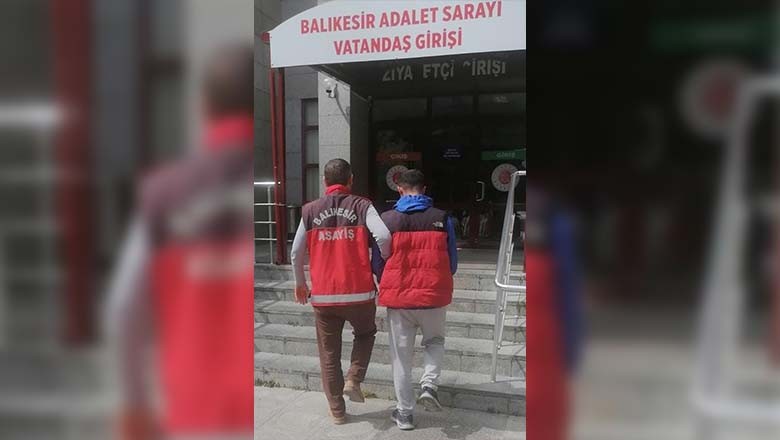 Balıkesir’de Aranan Şahıslara Yönelik Operasyon Balıkesir’de Aranan Şahıslara Yönelik Operasyon