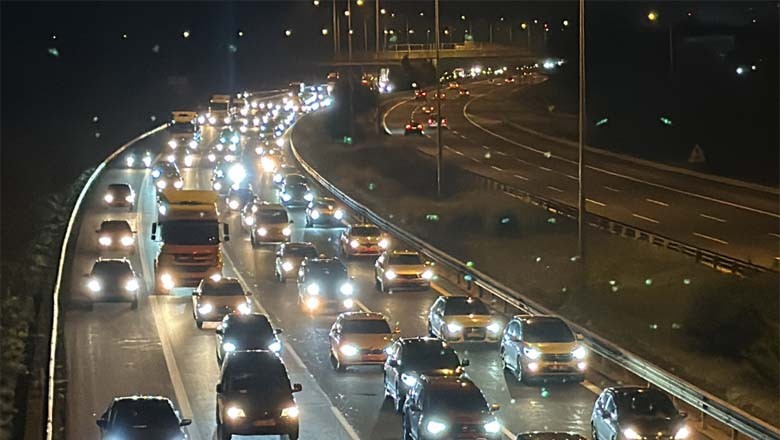 Uzun Yolda Dikkat! 'Yol Hipnozu' Kazalara Davetiye Çıkarıyor Uzun Yolda Dikkat! 'Yol Hipnozu' Kazalara Davetiye Çıkarıyor