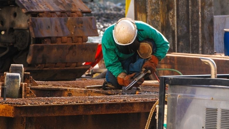 1 Mayıs 2025: Arkadaşına Göndereceğin En Anlamlı Emekçi Mesajları