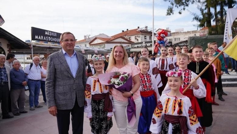 Ayvalık'ta 23 Nisan Danslarla Kutlandı!