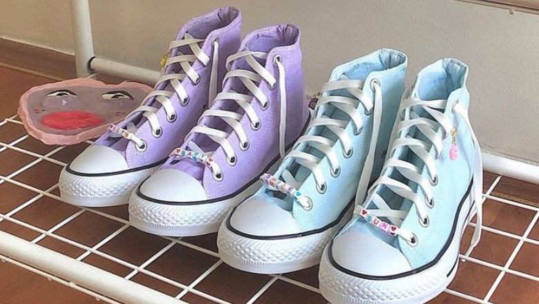 Balıkesir'de Renkli Converse Modası