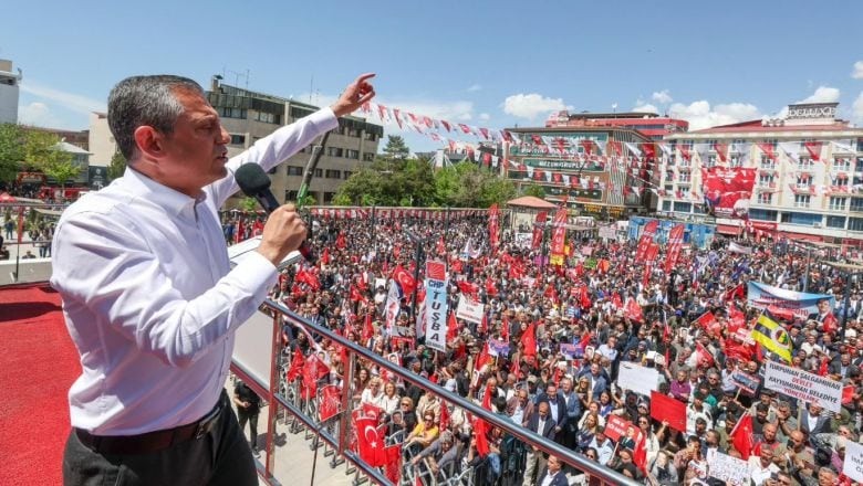Ensar Aytekin Van’da Vatandaşlarla Buluştu