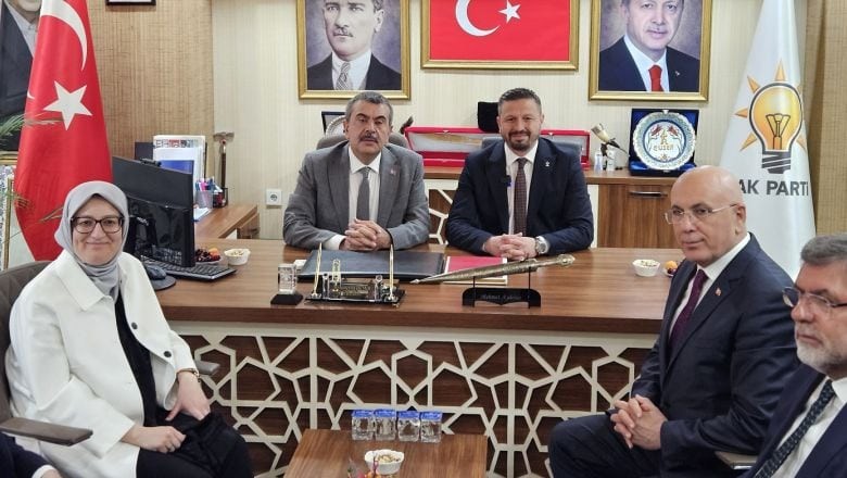 AK Parti Teşkilatı Balıkesir’de Buluştu