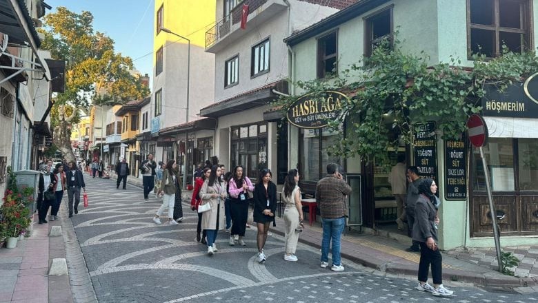 Uluslararası Akademisyenler Balıkesir'de Buluştu