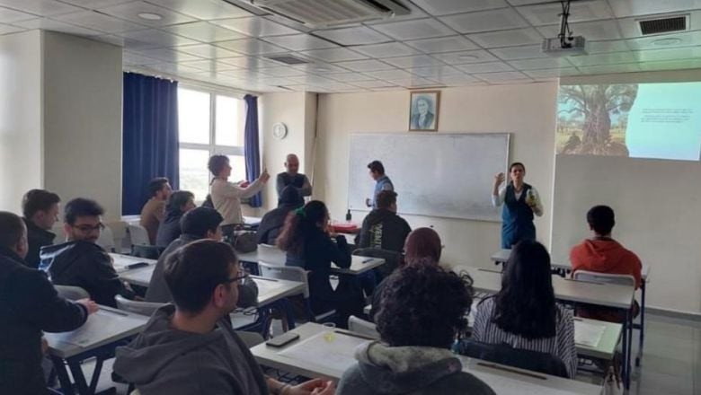 Zeytinyağının Tadına Üniversiteliler Vardı