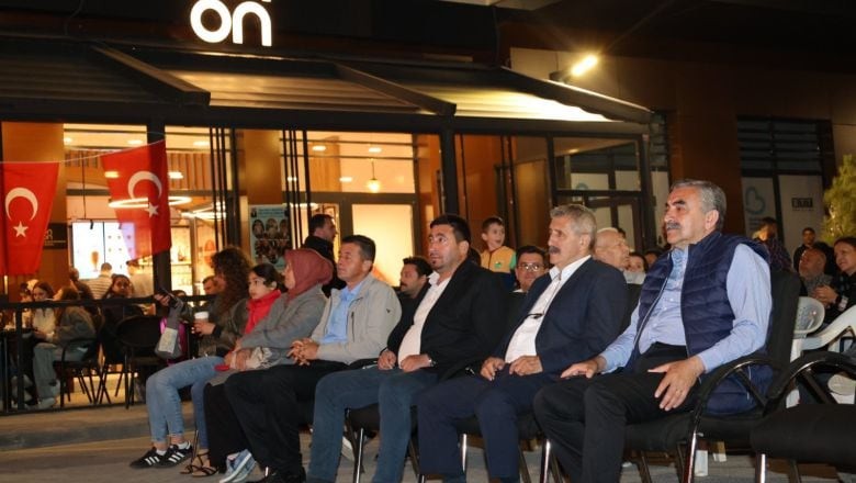 Bahara Yolculuk Tırı Balya'da Müzik Dolu Bir Gece Yaşattı