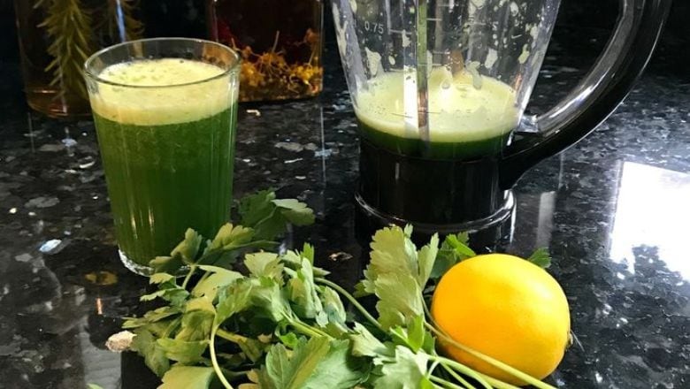 Balıkesir'de Doğal Detoks: Maydanoz Suyu