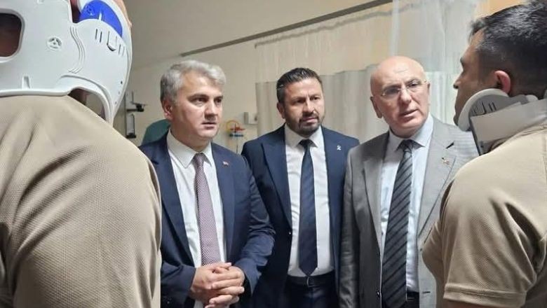Balıkesir'de Özel Harekat Ekipleri Kaza Yaptı!