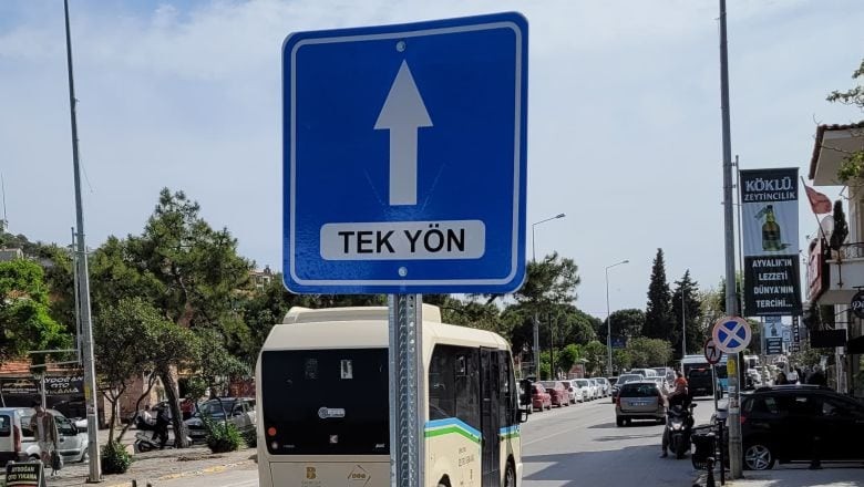 Ayvalık’ta Trafiğe Tek Yön Düzenlemesi Geliyor