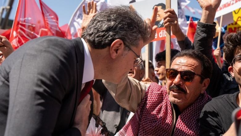 Ensar Aytekin Van’da Vatandaşlarla Buluştu