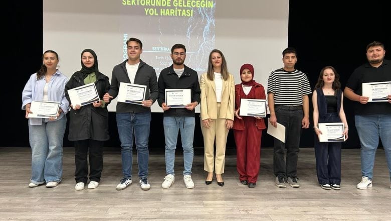 Üniversite-Sanayi İş Birliği Eğitimle Taçlandı