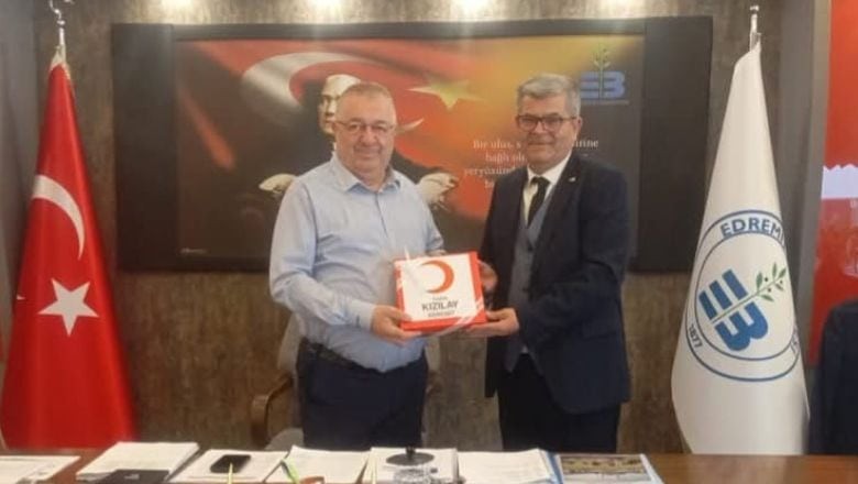 Kurban Bereketi Türk Kızılay ile Edremit'te Yayılıyor