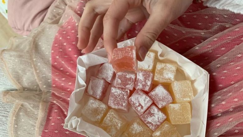 Balıkesirli Kadınların Bayram Alışverişi: İkramlıklar Popüler
